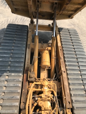 ขายรถบรรทุกดั้มเปอร์MITSUBISHI D700(CAT) 7ตัน แทรคยางสวยมาก สวยเดิมจากญี่ปุ่นยังไม่เคยใช้ในไทย 390,000เท่านั้น!!