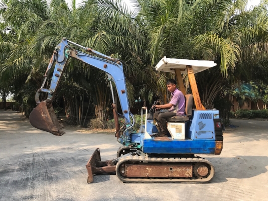 ขายแบคโฮ MITSUBISHI HANIX H27(เท่าPC30) เดิมจากญี่ปุ่น100\% ทำงานสมบูรณ์ทุกระบบ รับรองไม่ผิดหวัง 165,000 เท่านั้น!!