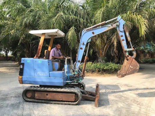 ขายแบคโฮ MITSUBISHI HANIX H27(เท่าPC30) เดิมจากญี่ปุ่น100\% ทำงานสมบูรณ์ทุกระบบ รับรองไม่ผิดหวัง 165,000 เท่านั้น!!