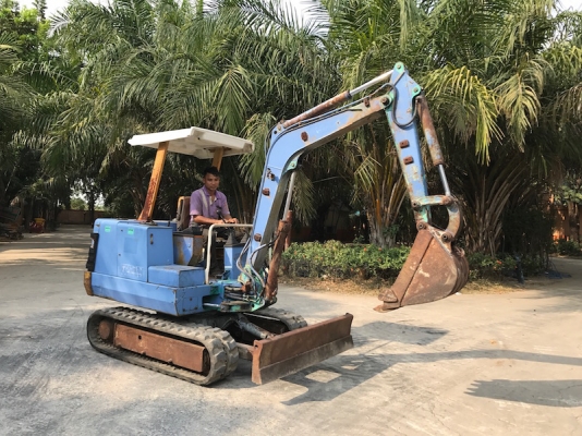 ขายแบคโฮ MITSUBISHI HANIX H27(เท่าPC30) เดิมจากญี่ปุ่น100\% ทำงานสมบูรณ์ทุกระบบ รับรองไม่ผิดหวัง 165,000 เท่านั้น!!