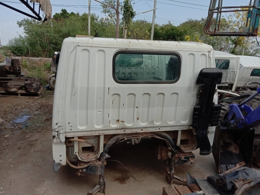 SALE *สินค้าเก่านอก หัวเก๋งรถบรรทุก4ล้อใหญ่ ,6ล้อเล็ก /CABIN MITSUBISHI CANTER (มีขาหน้า/มีขาหลัง/รุ่นยกหัวไม่ได้)