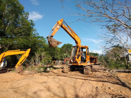 ขายรถแบคโฮ KOBELCO SK60-// ปั๊มนิ้วตัวเดินใหญ่เท่าของ120 ราคา 230000