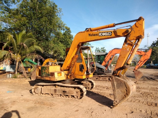 ขายรถแบคโฮ KOBELCO SK60-// ปั๊มนิ้วตัวเดินใหญ่เท่าของ120 ราคา 230000