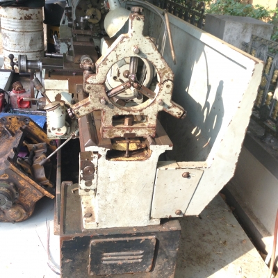 แท่นกลึง8ฟุต 3เพลา เกียร์บล็อก ใช้งานได้ทุกระบบ