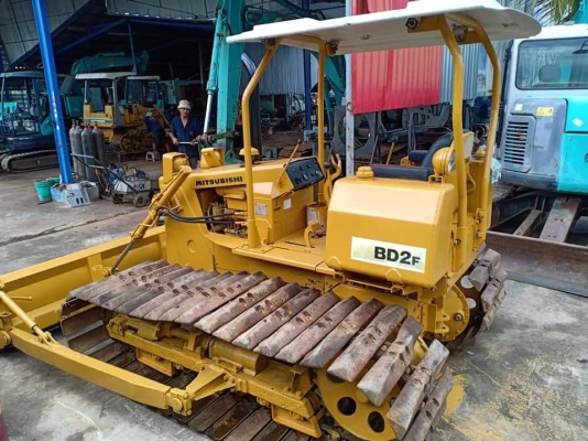 ขายจ้า MITSUBISHI BD2F เก่านอกแท้  สภาพสวย เครื่องปั๊มแห้ง ลองระบบกันได้ทุกวัน โทร 089-3818694  จ๊อย