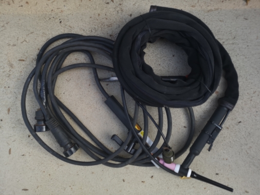 ขายตู้เชื่อมอาร์กอนอลูมิเนียม เชื่อมอาร์กอนสแตนเลสและเชื่อมธูปธรรมดา ยี่ห้อ Hitronic รุ่น TIG250P.AC/DC ขายตู้เชื่อมอาร์กอนอลูมิเนียม เชื่อมอาร์กอนสแตนเลสและเชื่อมธูปธรรมดา ยี่ห้อ Hitronic รุ่น TIG250P.AC/DC