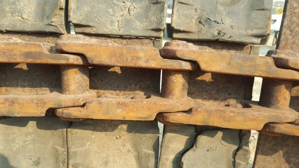 ขายแทรคเหล็กก๊อบยาง สำหรับรถขุดขนาดPC/SK 60-75  ขนาดแทรค 450*15.2*39ข้อ ร่องด้านใน 5 ซม.