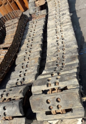 ขายแทรคเหล็กก๊อบยาง สำหรับรถขุดขนาดPC/SK 60-75  ขนาดแทรค 450*15.2*39ข้อ ร่องด้านใน 5 ซม.