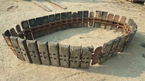 ขายแทรคเหล็กก๊อบยาง สำหรับรถขุดขนาดPC/SK 60-75  ขนาดแทรค 450*15.2*39ข้อ ร่องด้านใน 5 ซม.