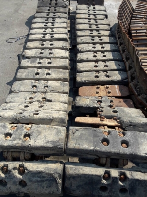 ขายแทรคเหล็กก๊อบยาง สำหรับรถขุดขนาดPC/SK 60-75  ขนาดแทรค 450*15.2*39ข้อ ร่องด้านใน 5 ซม.