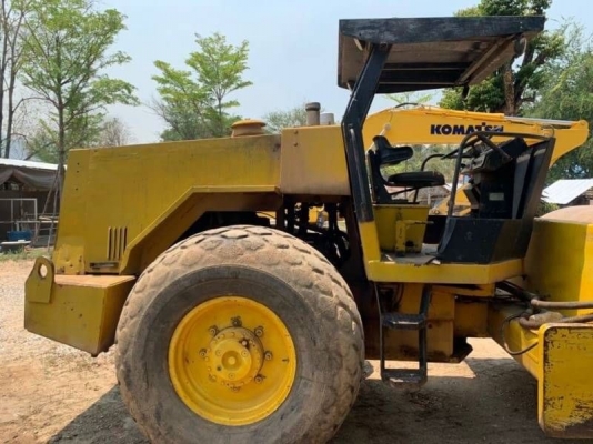 มาใหม่ อีกคัน 425,000 รถบด 2 เพลา DYNAPAC CA25 เครื่อง isuzu 6BD1 แรงดี ระบบสั่นสะเทือนพร้อมใช้ เอกสารขื้อขาย  รถอยู่  นครปฐม โทร 0610710295  สนใจ รายการสินค้า อื่นๆ ที่ เว็ปไชค์ Truck2Hand https://www.truck2hand.com/index.php?actions=content/search&amp;m