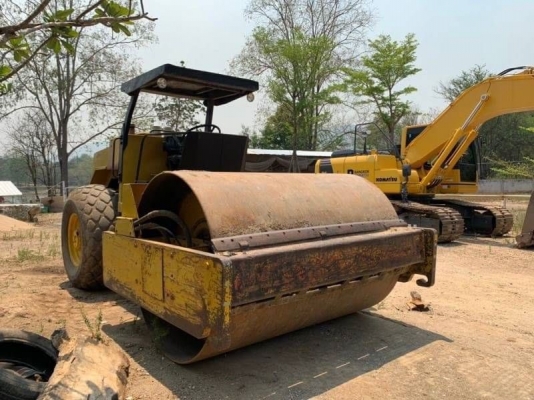 มาใหม่ อีกคัน 425,000 รถบด 2 เพลา DYNAPAC CA25 เครื่อง isuzu 6BD1 แรงดี ระบบสั่นสะเทือนพร้อมใช้ เอกสารขื้อขาย  รถอยู่  นครปฐม โทร 0610710295  สนใจ รายการสินค้า อื่นๆ ที่ เว็ปไชค์ Truck2Hand https://www.truck2hand.com/index.php?actions=content/search&amp;m