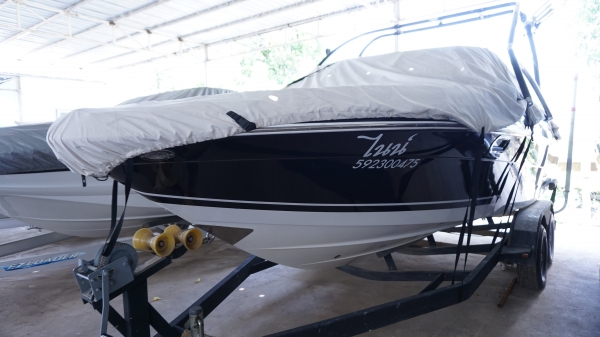 ขายเรือ Fourwin H240 ขนาด 24 ฟุต