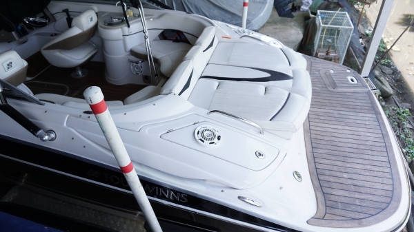 ขายเรือ Fourwin H240 ขนาด 24 ฟุต