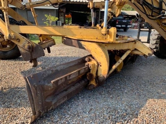 ขาย 1,280,000 รถเกรด CATTERPILAR 12G ชีเรียล 61M13830 เครื่อง 10Z แรง ใบมีด 14 ฟุต สภาพสวยเก่านอก เอกสารเล่มทะเบียน  รถอยู่  นครปฐม โทร 0610710295  สนใจ รายการสินค้า อื่นๆ ที่ เว็ปไชค์ Truck2Hand https://www.truck2hand.com/index.php?actions=content/search