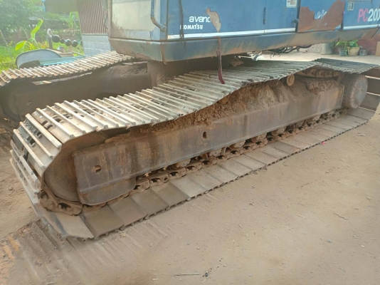 ขาย KOMATSU 200-3LC เดิมๆแรงๆพร้อมใช้ ขาย KOMATSU 200-3LC เดิมๆแรงๆพร้อมใช้
