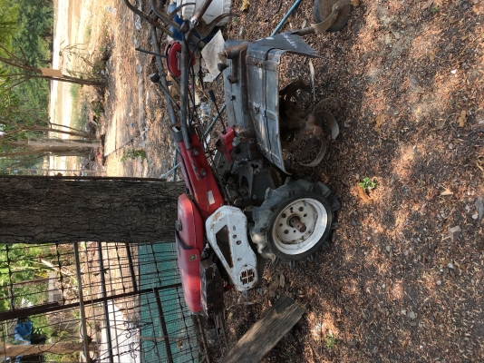 รถพรวนดิน รถพรวนดิน