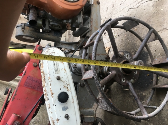 รถพรวนดิน