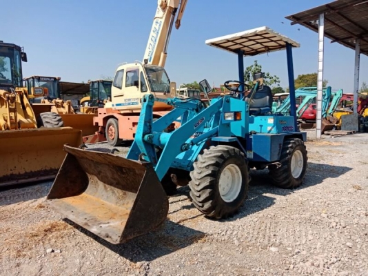 ขาย รถตัก ครึ่งคิว KUBOTA RA400 นำเข้าจากญี่ปุ่น โทร.090-986-2521 อ๊อบ