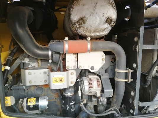 ขาย KOMATSU WA200-6 นำเข้าจากญี่ปุ่น โทร&bull;090-986-2521 อ๊อบ