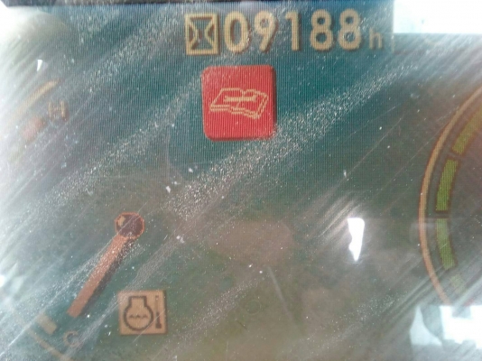 ขายรถแบคโฮ KOMATSU PC200-8N1 มีระบบหัวกระแทก เอกสารเล่ม ราคา 2000000