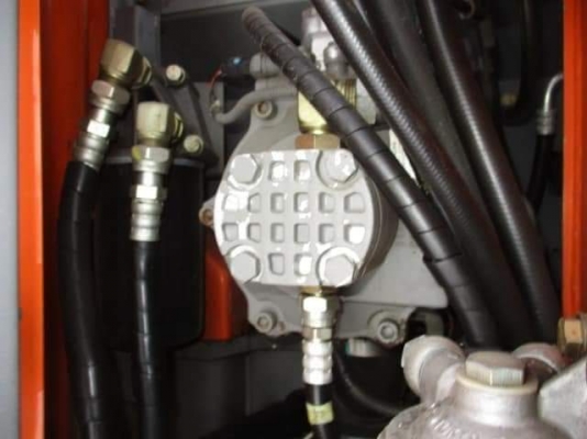 ขายจ้า..HITACHI ZX135US-E เก่านอกแท้ ใบใหญ่ สภาพสวยมาก 6,xxxชั่วโมง โทร 089-3818694จ๊อย ขายจ้า..HITACHI ZX135US-E เก่านอกแท้ ใบใหญ่ สภาพสวยมาก 6,xxxชั่วโมง โทร 089-3818694จ๊อย