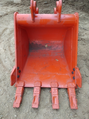 ????ขายบุ้งกี๋มือ1 งานนำเข้า งานอย่างดี???? (หน้ากว้าง 50เซน , รูสลัก 40มิล)     ????ราคา ใบละ 11,000บาท???? ☎️ติดต่อ 096-3268553 (สถิตย์พันธ์) ????ID LINE 0963268553 ร้านรุ่งเจริญแทรกเตอร์ อำเภอพระพุทธบาท จังหวัดสระบุรี