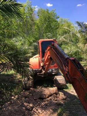 ขายแบคโฮ KUBOTA KX1613 เอกสารเล่มรถทำงาน8100 ชม.ทะเบียนราคา 600,000