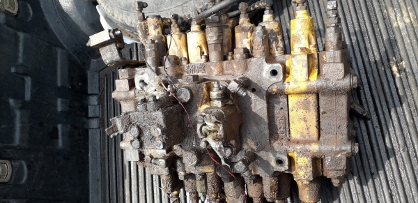 ขายครับ แพรคอนโทน โคมัสสุ PC200-6