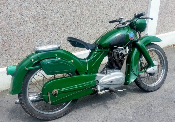 NSU Supermax 250cc mono shock