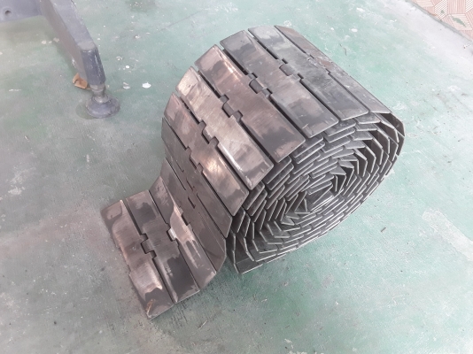 ขาย 7 พัน สายพานสแตนเลส ขนาด 8 นิ้ว ยาว 5.1 เมตร สินค้าอยู่ที่ ซ.นิมิตใหม่ 63 เขตคลองสามวา กทม.ติดต่อ ANUVONG 099-1782879