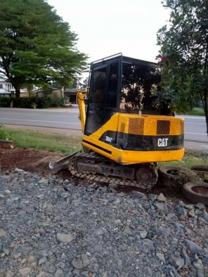 ขายแบคโฮCAT304Bมีระบบไฟเอกสารซื้อขายราคา 265,000