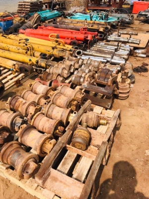 ขายถูก อะไหล่เก่าใหม่ ศูนย์รวมอะไหล่รถเครื่องจักรกลหนักใหม่เก่าทุกรุ่นทุกยี่ห้อพร้อมชุด กล่องไฟฟ้า หน้าจอ ครบวงจร  ต้องการชิ้นส่วนไหนบอกเรา ปลีกส่ง ราคามิตรภาพ  อะไหล่อยู่ ปทุมธานี สามโคก 090-772-3710 090772-3708