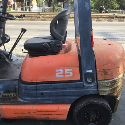 ขายรถตักยางพารา ขายรถตักยางพารา