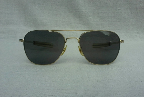 แว่นตาอเมริกันเสืออากาศ 24 K วินเทจยุค &#039;70s หายาก ! ไซซ์มาตรฐาน - ใหญ่ 145 mm โมเดลอมตะมาดเข้ม 
