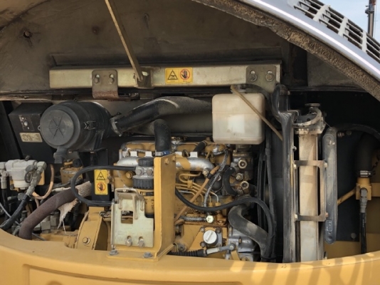 ขายรถขุด CAT 305SR คอนโทรลสั้น ปั๊มนิ้ว นำเข้าเองจากญี่ปุ่น สภาพสวยพร้อมใช้ มีVDOการทำงานครับ