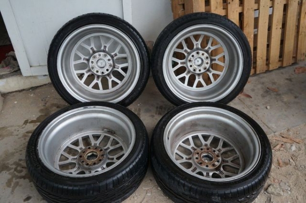 ล้อ 18x8 พร้อมยางปี 17 114,112