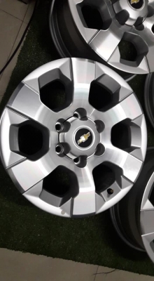 ขายล้อแม็กป้ายแดง trailblazer 17"