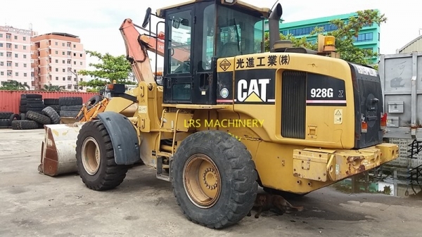 รถตักล้อยาง CAT 928 G