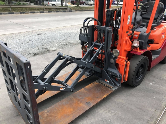 ขายรถโฟล์คลิฟท์สำหรับโหลดเข้าตู้สินค้า พุชพูล