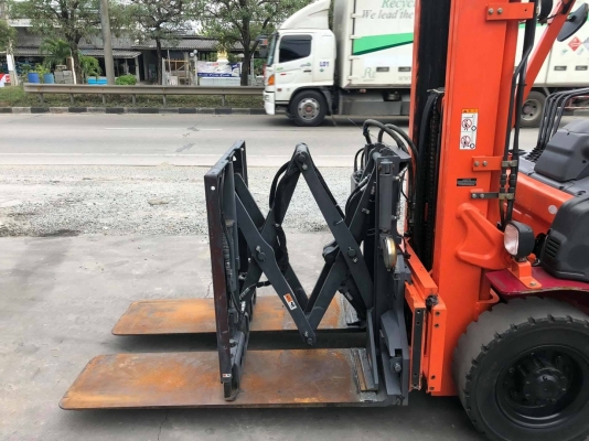 ขายรถโฟล์คลิฟท์สำหรับโหลดเข้าตู้สินค้า พุชพูล ขายรถโฟล์คลิฟท์สำหรับโหลดเข้าตู้สินค้า พุชพูล