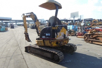 ขายรถแบคโฮ CATERPILLAR 303 (มีหัวแย็กปูน พร้อมบุ้งกี๋)