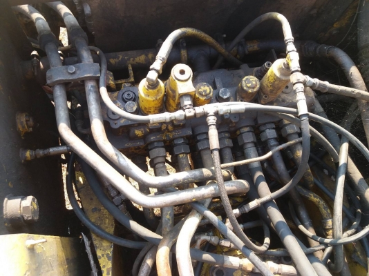 ขาย 395,000 KOBELCO sk 200-3 เครื่องดี ปั้มแรง ไฟฟ้าตัด เอวแน่น ช่วงล่างสวย รถพร้อมใช้ เอกสารชื้อขาย รถอยู่ นางรอง บุรีรัมย์ 064-191-1112 ขาย 395,000 KOBELCO sk 200-3 เครื่องดี ปั้มแรง ไฟฟ้าตัด เอวแน่น ช่วงล่างสวย รถพร้อมใช้ เอกสารชื้อขาย รถอยู่ นางรอง บุรีรัมย์ 064-191-1112