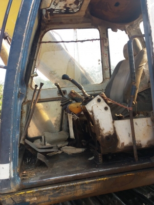 ขาย 395,000 KOBELCO sk 200-3 เครื่องดี ปั้มแรง ไฟฟ้าตัด เอวแน่น ช่วงล่างสวย รถพร้อมใช้ เอกสารชื้อขาย รถอยู่ นางรอง บุรีรัมย์ 064-191-1112 ขาย 395,000 KOBELCO sk 200-3 เครื่องดี ปั้มแรง ไฟฟ้าตัด เอวแน่น ช่วงล่างสวย รถพร้อมใช้ เอกสารชื้อขาย รถอยู่ นางรอง บุรีรัมย์ 064-191-1112