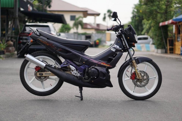 ร้าน วุฒิ นนบุรี ขาย HONDA DASH 125 SP1 รถาสนแห้งๆเดิมๆทะเบียนโอน