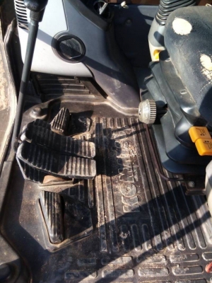 ขาย 1,290,000 KOMATSU pc 200-8 รถทำงาน 12,000 ชม. เครื่องดี ปั๊มแรง เอวแน่น ไฟฟ้าเต็ม ช่วงล่างเต็ม แอร์หนาว รถสวยพร้อมใช้ รถอยู่ สมุทรสาคร 064-191-1112 ขาย 1,290,000 KOMATSU pc 200-8 รถทำงาน 12,000 ชม. เครื่องดี ปั๊มแรง เอวแน่น ไฟฟ้าเต็ม ช่วงล่างเต็ม แอร์หนาว รถสวยพร้อมใช้ รถอยู่ สมุทรสาคร 064-191-1112