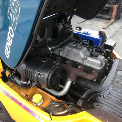 ขายรถโฟล์คลิฟท์ตักยางพารา ขายรถโฟล์คลิฟท์ตักยางพารา