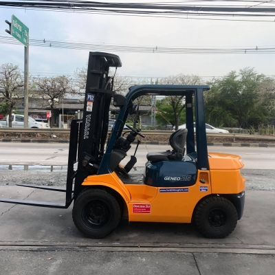 ขายรถโฟล์คลิฟท์ตักยางพารา ขายรถโฟล์คลิฟท์ตักยางพารา