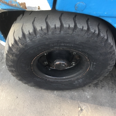 ขายรถโฟล์คลิฟท์ตักยางพารา ขายรถโฟล์คลิฟท์ตักยางพารา