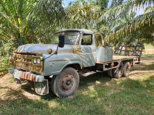 ขายรถบรรทุกหัวยาว 10 ล้ัอเทรลเลอร์ ISUZU145 แรงม้ามีสะพานหลังทะเบียนแจ้งม.79 ราคา 180,000